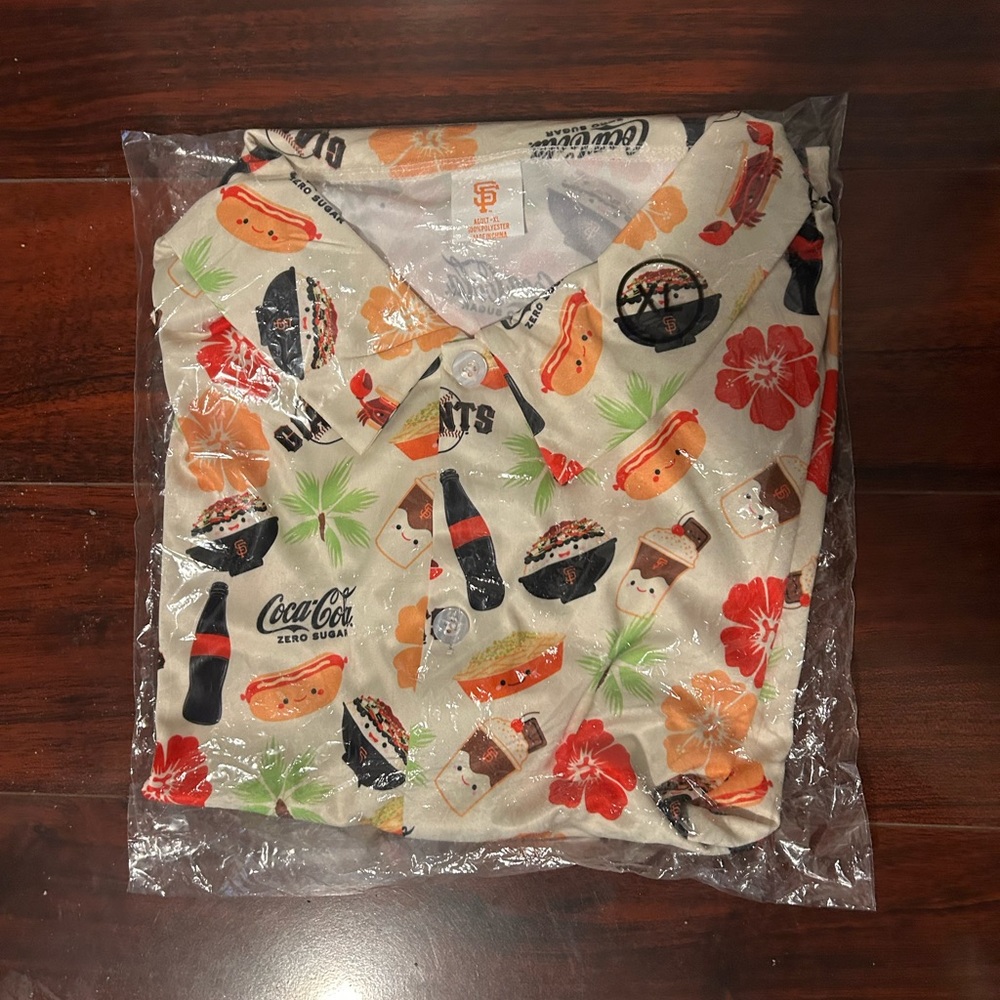 SF Giants Hawaii Aloha Shirt size XL
